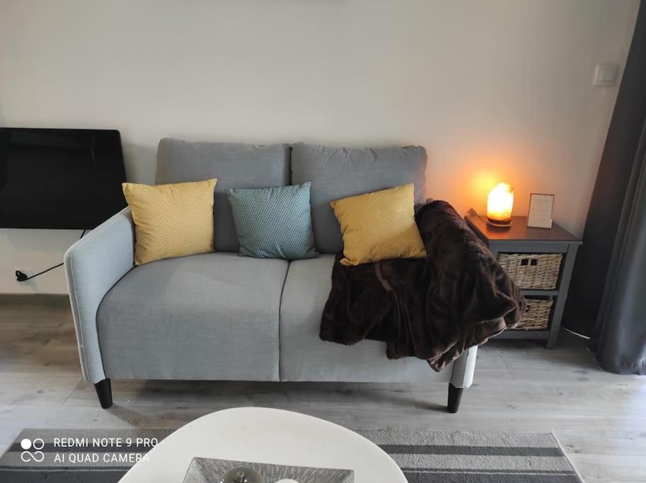 Studio Calme A Proximite Des 7 Meuses Profondeville Extérieur photo